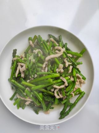 芦笋炒肉丝的做法