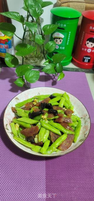 腊肠炒四季豆木耳的做法步骤：15