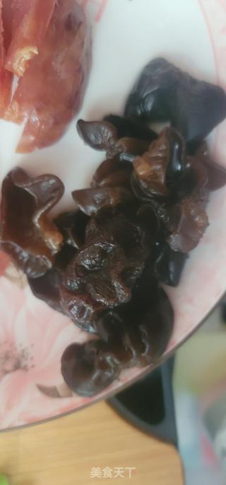 腊肠炒四季豆木耳的做法步骤：8