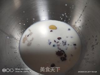蔓越莓面包的做法步骤：1