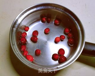 莓汁柠檬金丝皇菊茶的做法步骤：3