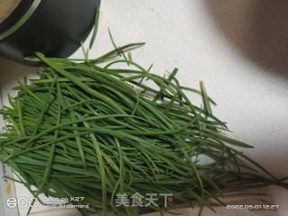 葱油饼的做法步骤：2