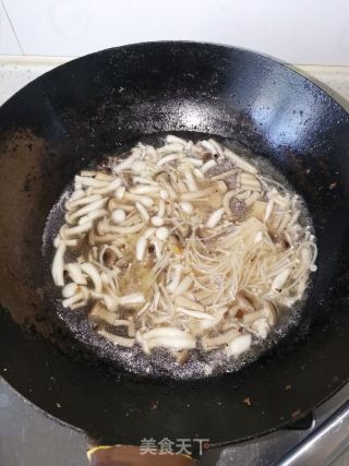 菌菇汤的做法步骤：8