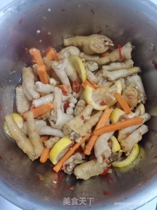 柠檬鸡爪的做法