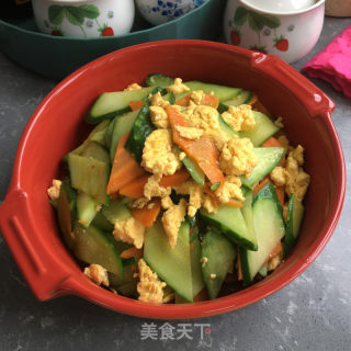 黄瓜胡萝卜炒鸡蛋的做法步骤：9