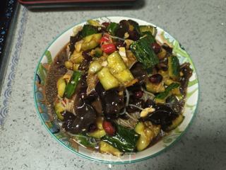 凉拌木耳黄瓜粉丝的做法