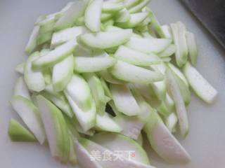 鸡腿肉炒夜开花的做法步骤：8