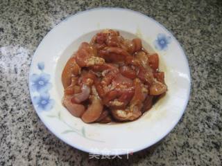 鸡腿肉炒夜开花的做法步骤：6
