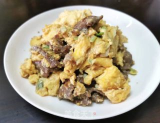 牛肉香葱滑蛋的做法步骤：6