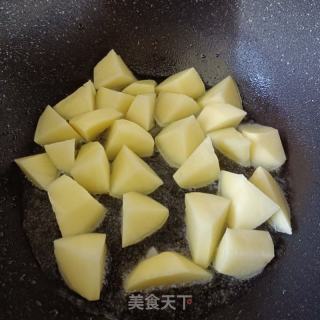 鸡小腿炖土豆的做法步骤：4