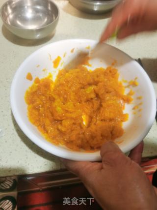 南瓜饼的做法步骤：6