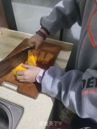 南瓜饼的做法步骤：3
