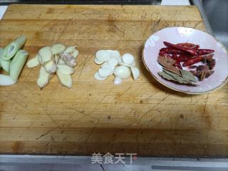 家庭版鸳鸯火锅的做法步骤：7