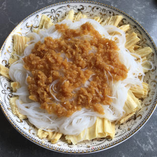 蒜蓉粉丝蒸腐竹的做法步骤：4