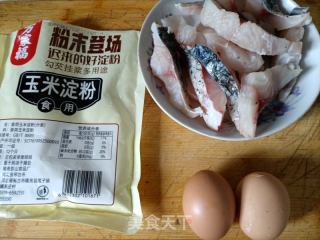 自制鱼豆腐的做法步骤：1