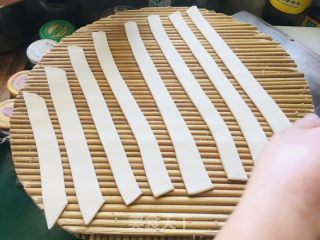 辣子土豆丝拌扯面的做法步骤：11