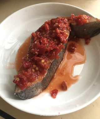 剁椒蒸扁鳕鱼的做法步骤：5