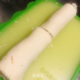 苹果酱香蕉卷的做法步骤：6
