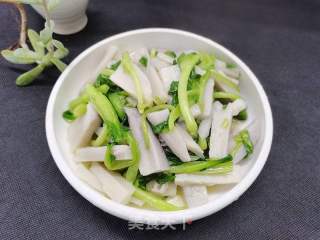 素炒藕条  （素菜）的做法