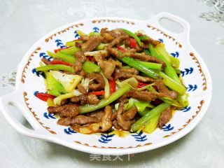 西芹炒肉丝的做法