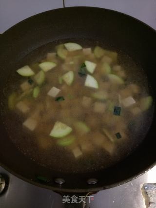 虾皮豆腐汤的做法步骤：6