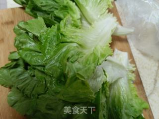 鸡蛋炒双蔬的做法步骤：2