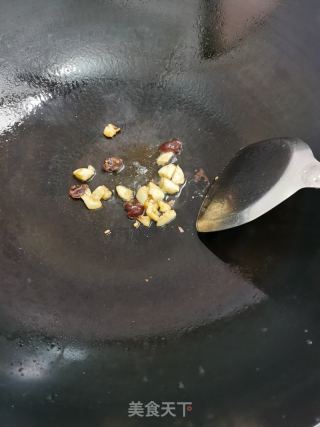 酸豆角煮水浸糍的做法步骤：4