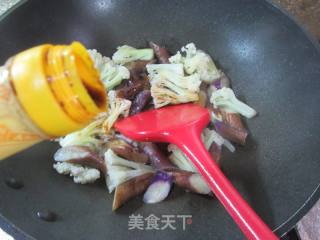 炒地上鲜的做法步骤：6