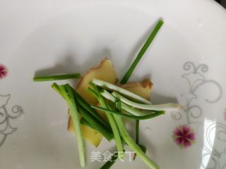 芦笋炒肉丝的做法步骤：3