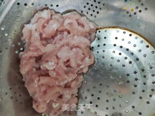 芦笋炒肉丝的做法步骤：2