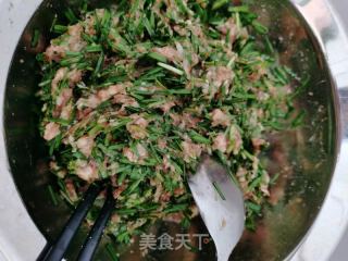 生煎韭菜肉包的做法步骤：4