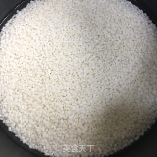 腊肠胡萝卜土豆焖饭的做法步骤：1