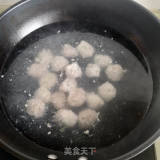 裙带菜肉丸汤的做法步骤：8