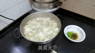 酸汤馄饨的做法步骤：5