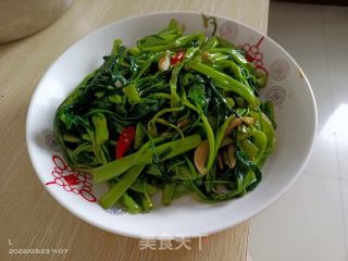 蒜头炒空心菜的做法