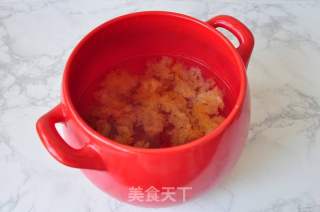 银耳黄桃的做法步骤：4