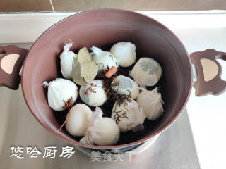 立夏茶叶蛋的做法步骤：4