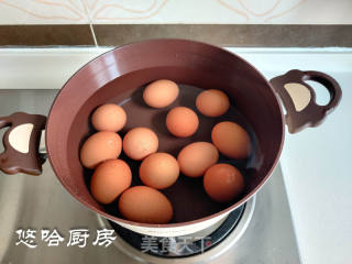 立夏茶叶蛋的做法步骤：2