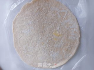 手抓饼蝴蝶酥的做法步骤：2