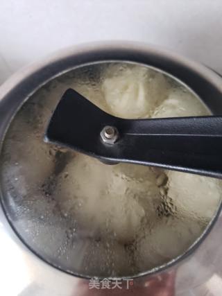 韭菜鸡蛋馅包子的做法步骤：13