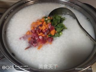香肠胡萝卜粥的做法步骤：4