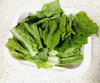 家常辣炝油麦菜的做法步骤：1