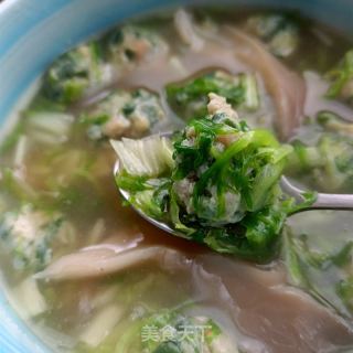 韭菜肉丸苦菊汤的做法