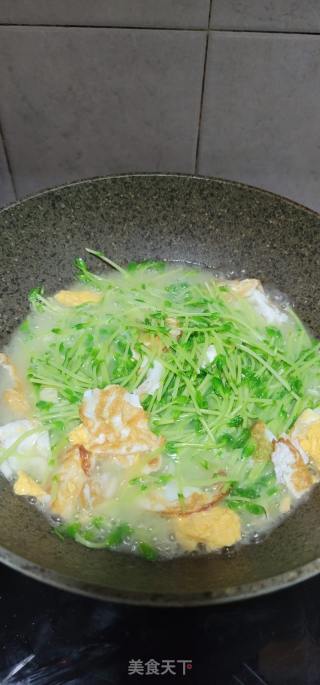 豆苗鸡蛋汤的做法步骤：7