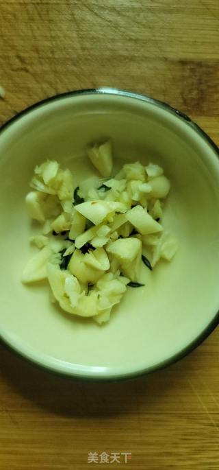 豆苗鸡蛋汤的做法步骤：3