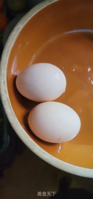 豆苗鸡蛋汤的做法步骤：2