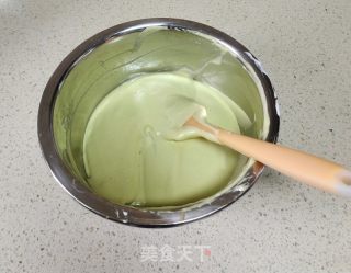 6寸绿茶粉古早蛋糕的做法步骤：13