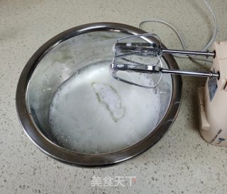 6寸绿茶粉古早蛋糕的做法步骤：5