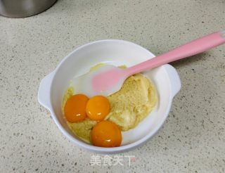 6寸绿茶粉古早蛋糕的做法步骤：4