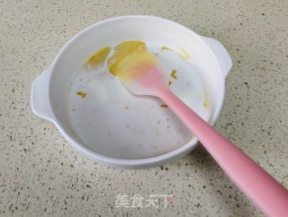 6寸绿茶粉古早蛋糕的做法步骤：3